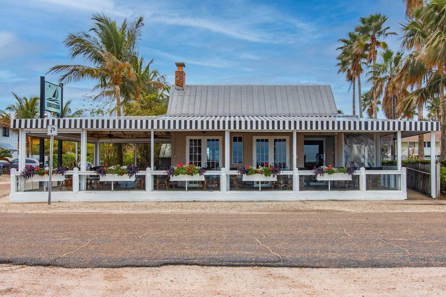BEST SEAFOOD-THE WATERFRONT RESTAURANT