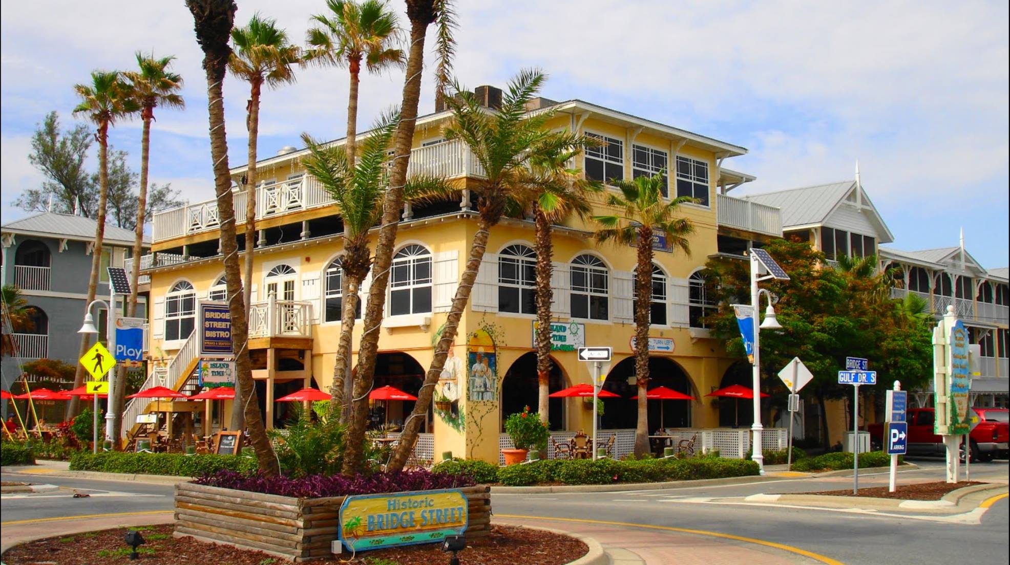 Best cocktails - Island time bar & grill