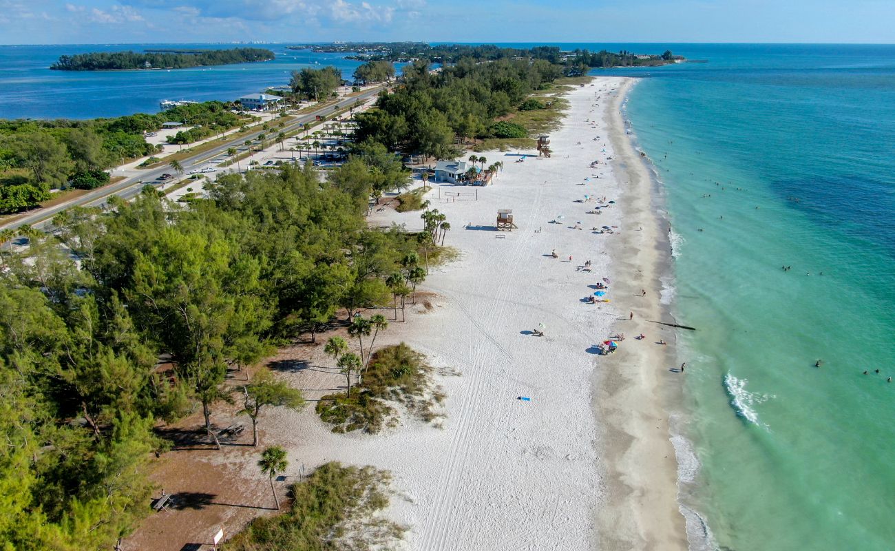 BEACH GUIDE-COQUINA BEACH